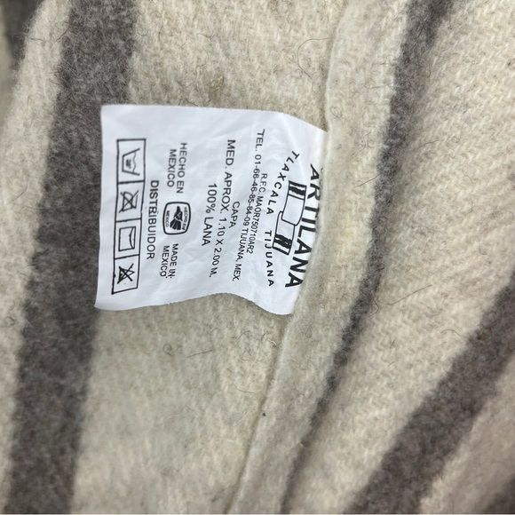 Vintage Artilana Wool Poncho Grannycore Chic - Picture 6 of 6